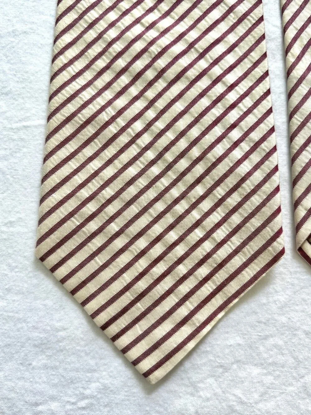 Boss Hugo Boss Ivory Cream & Purple Striped 100% Silk Tie Textured Italy